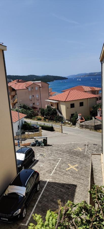 Apartment Dea Trogir Buitenkant foto